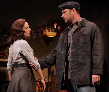 liev and scarlett in view