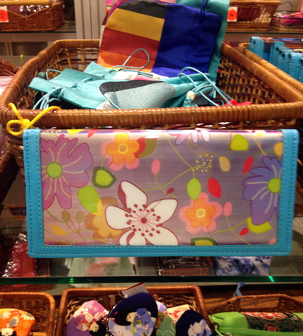 Shopping for a wallet, I poked my head into Pearl River Mart. I didn't buy this one.