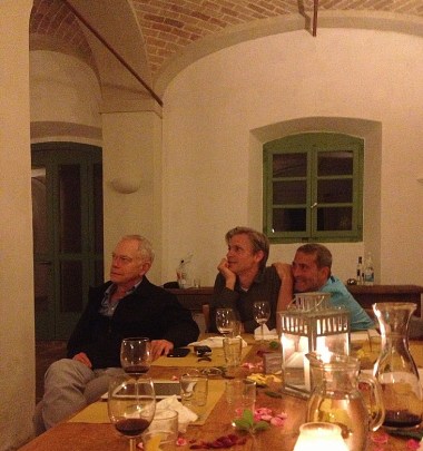 Tonight it was Michael's turn to dazzle us with his singing, in another stone room with excellent acoustics.