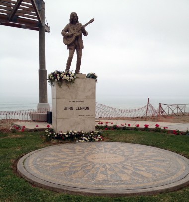 10-16 john lennon statue