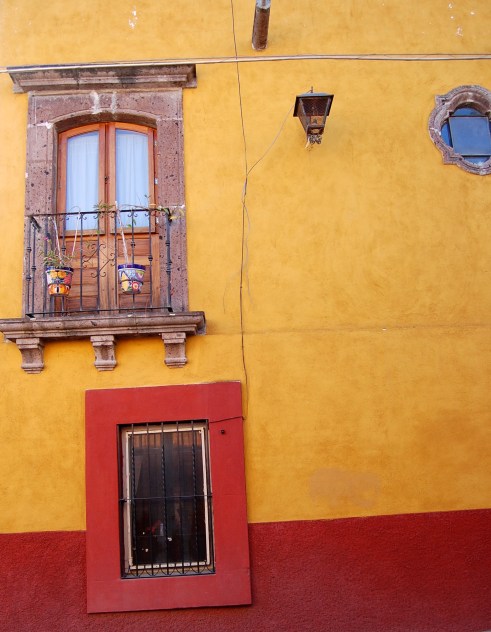 1-29 yellow red blue window