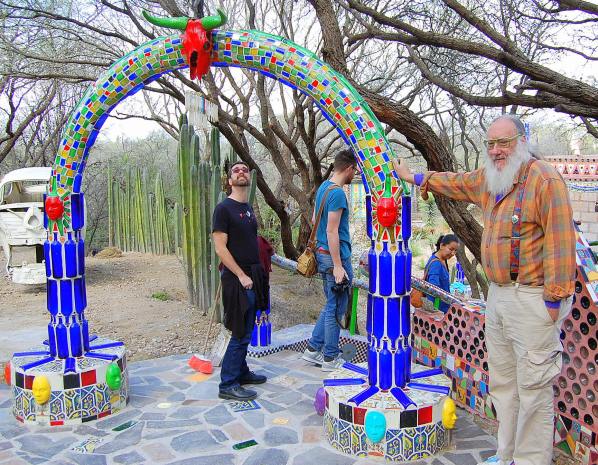 The Gate to Nowhere (a few yards away from The Gate to Now Here)