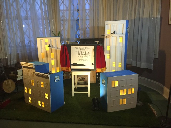 4-16 living here set