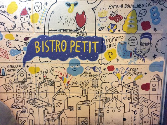 5-9 bistro petit