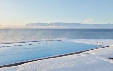 iceland pool