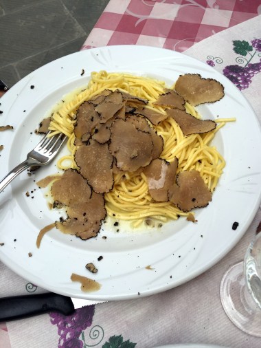 6-16 pici con trufo in montalcino